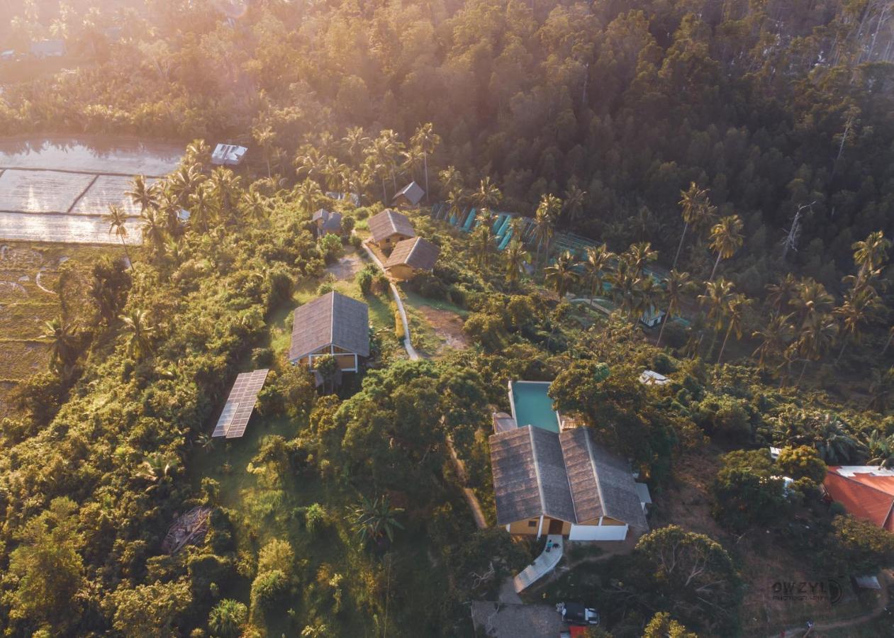Ocean Green Eco Lodge Puerto Princesa Exteriör bild