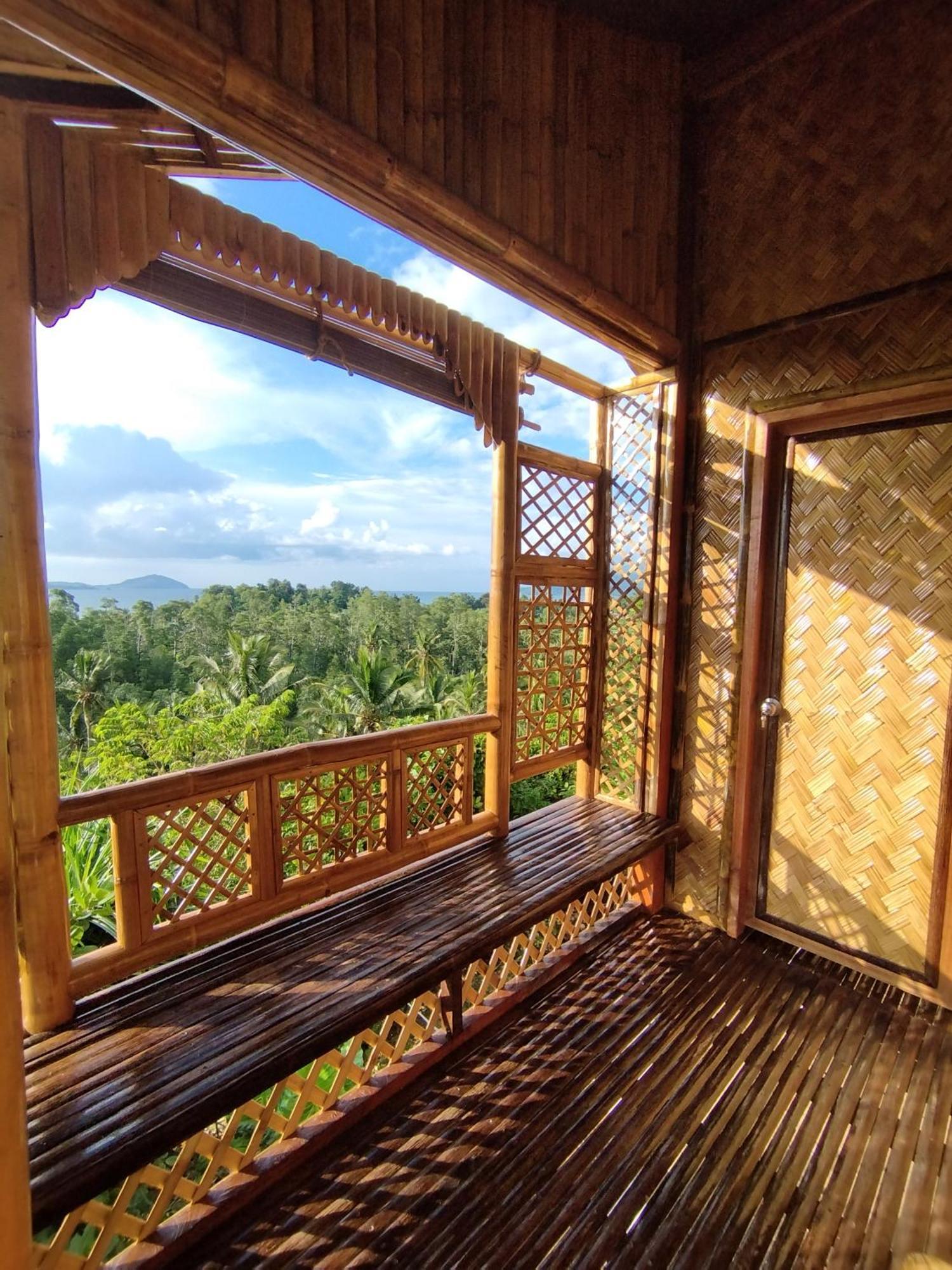 Ocean Green Eco Lodge Puerto Princesa Exteriör bild